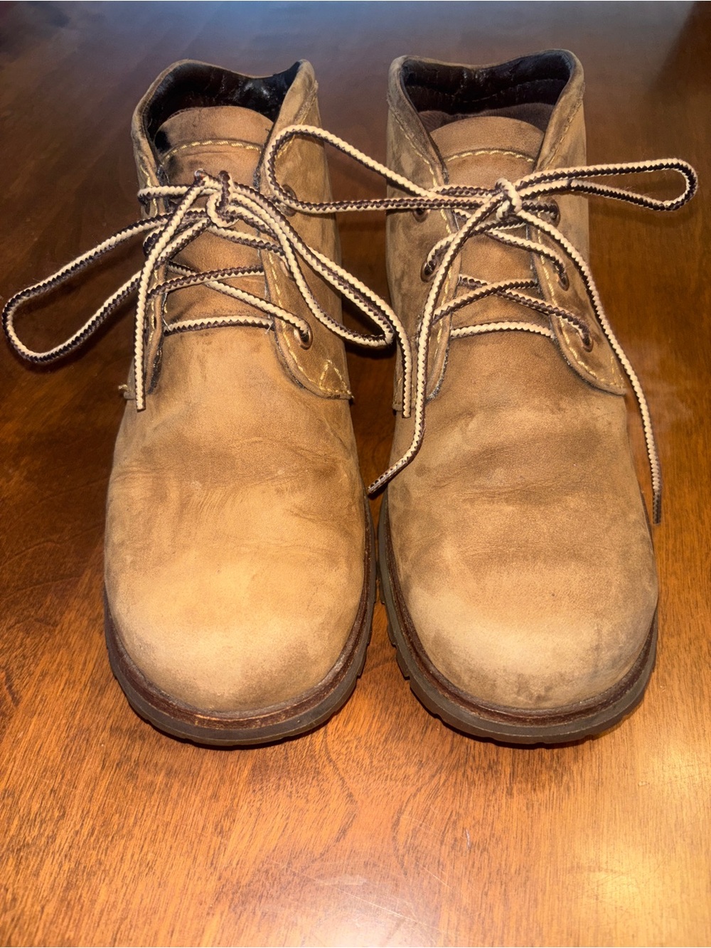 Men's Tan Suede Chukka Boots